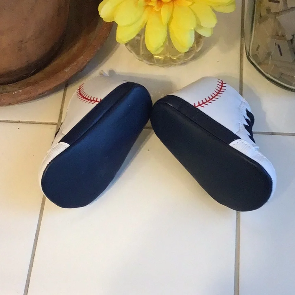 HOST PICK Home Run Baby Shoes NWOT (#2)